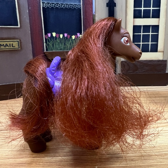 2 Dora The Explorer Horses with Saddles Brown 5 Inches Tall Mattel 2012 - Picture 8 of 10